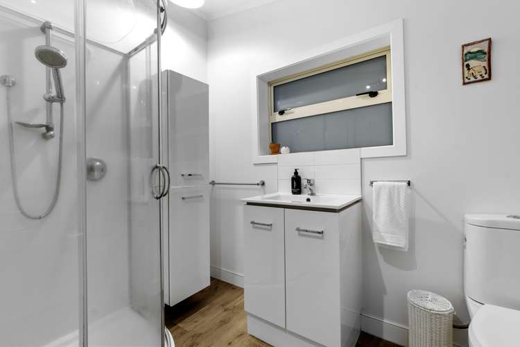 253 Levers Road Matua_23