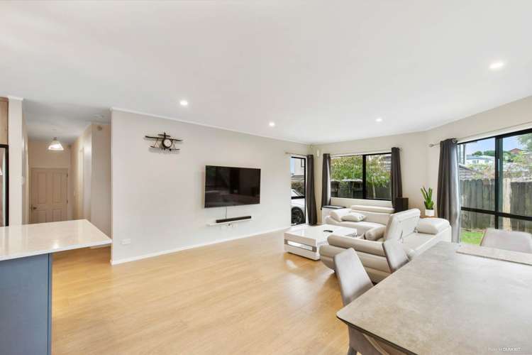 2/3 Mossop Rise Glenfield_7