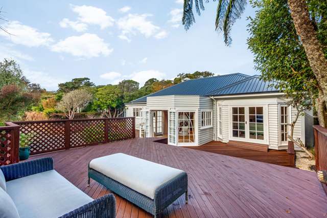 Family Living in the Heart of Karori