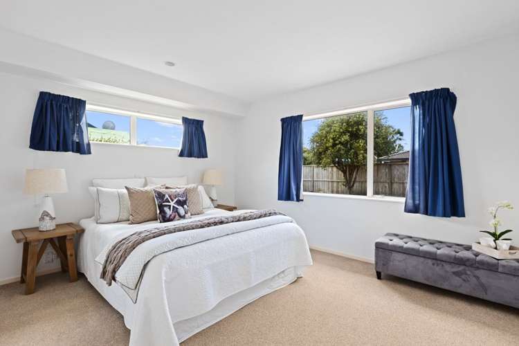 88 Lakeside Drive Orewa_9