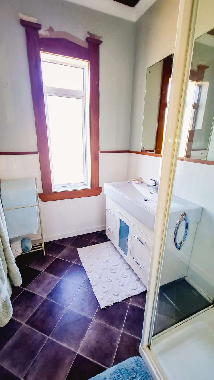 5 Drury Street West Colac Bay_13