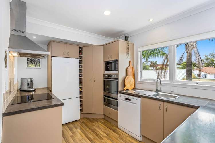 78 Rosario Crescent Red Beach_6
