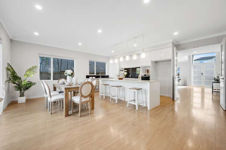 24 Castlederg Drive Flat Bush_6