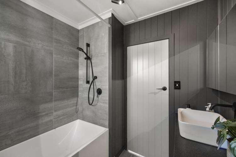 11 High Street Devonport_14