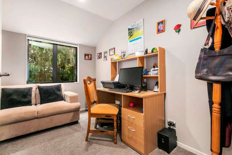 61 Saddleback Rise Murrays Bay_13