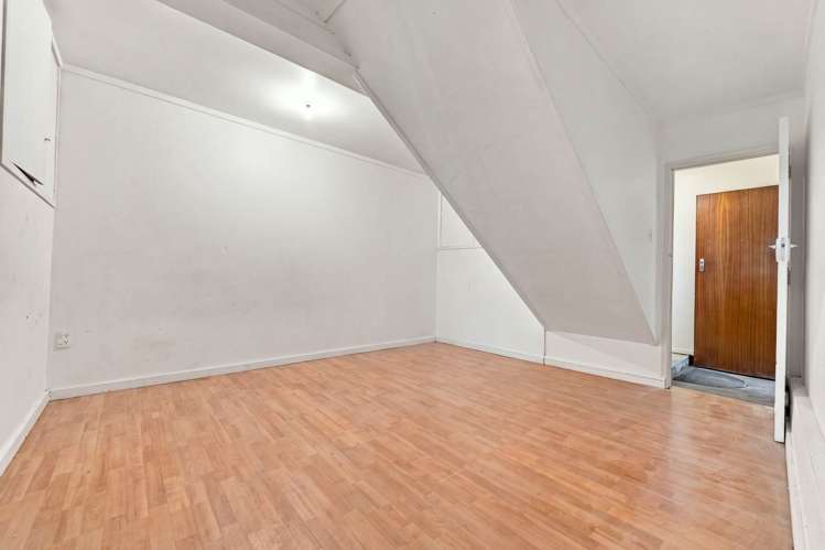 4 Dell Way Highland Park_14
