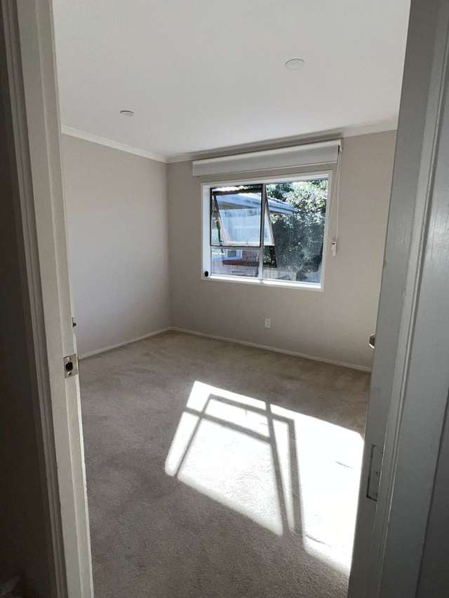5 Solar Road Glen Eden_4