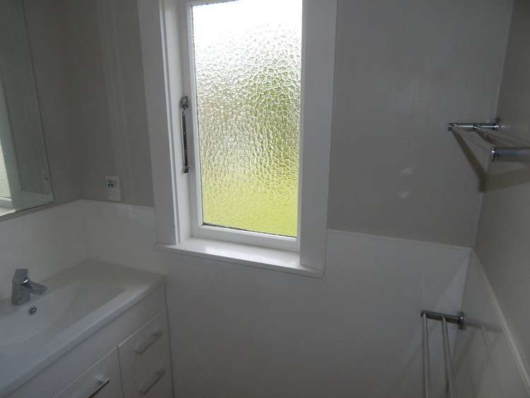 39a Moa Street Alicetown_2