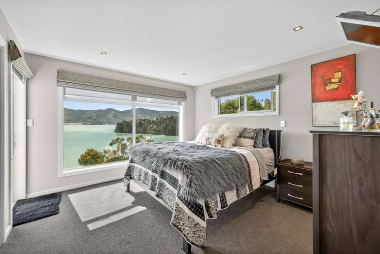 303 Marine Drive Charteris Bay_14