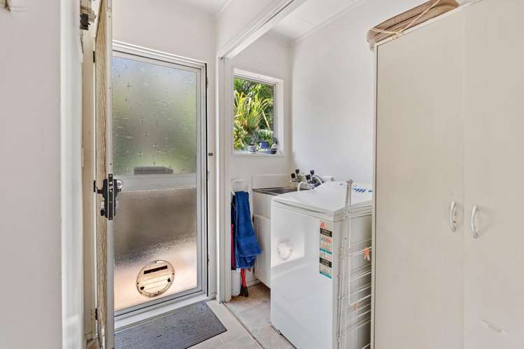 36 Raumati Crescent Onerahi_13