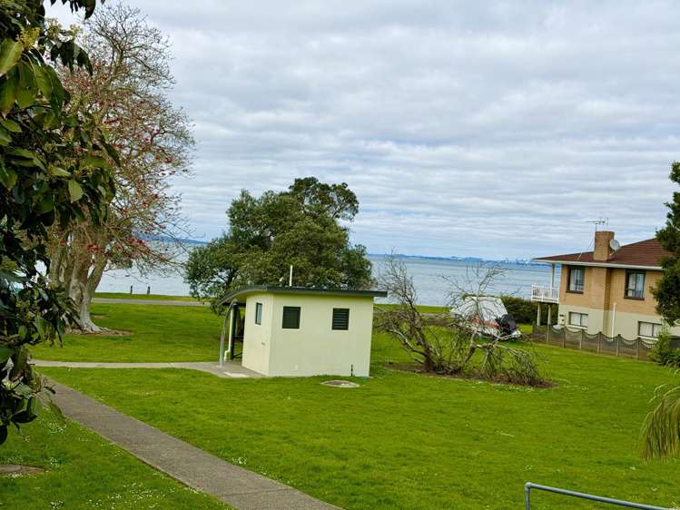 13 Capitol Road Matakatia Bay_24