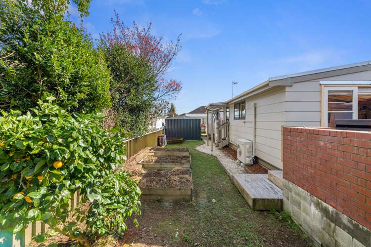 2/18 George Street Papakura_19