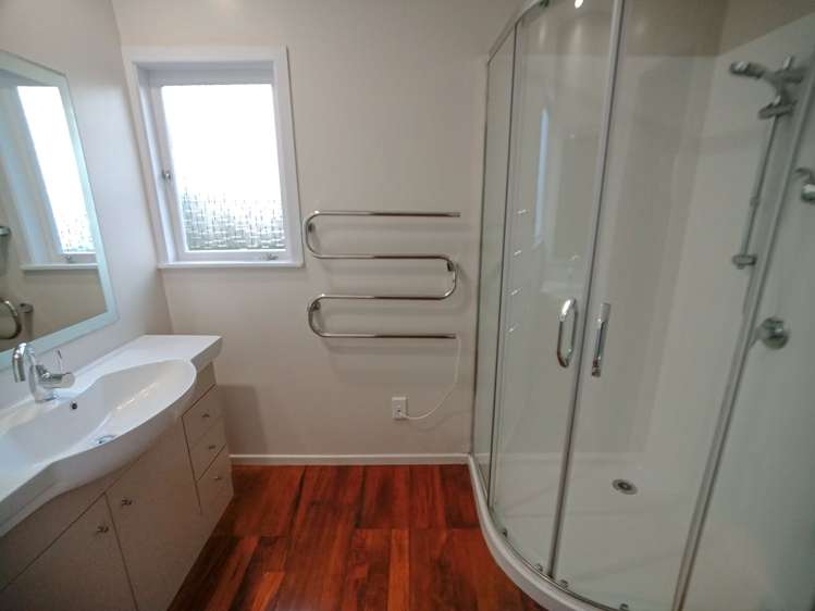 26 Lanigan Street Birkdale_9