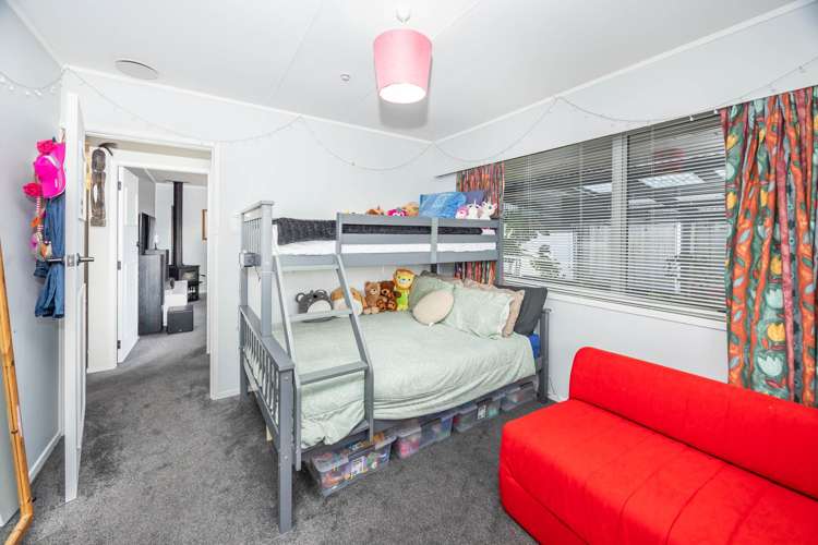 56 Karen Crescent Dinsdale_11