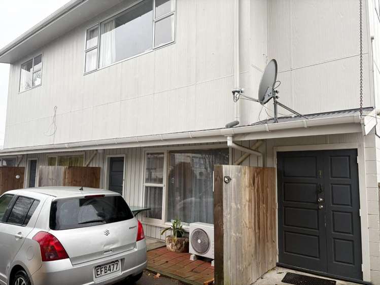 7/143 Spa Road_0