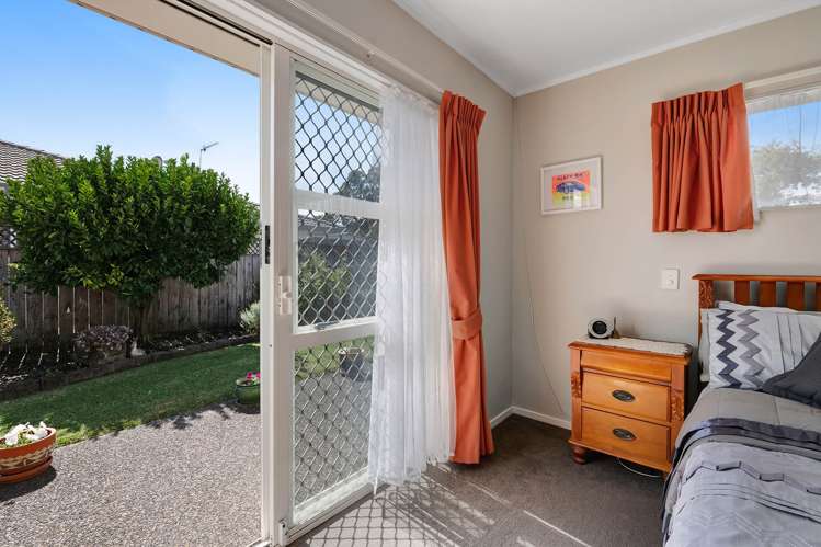 4 Lakeside Drive Orewa_16