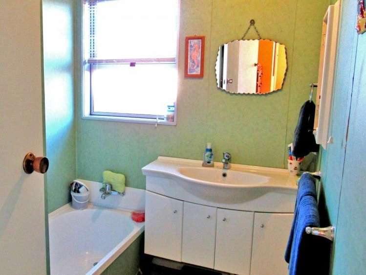 7 Leslie Street Culverden_10