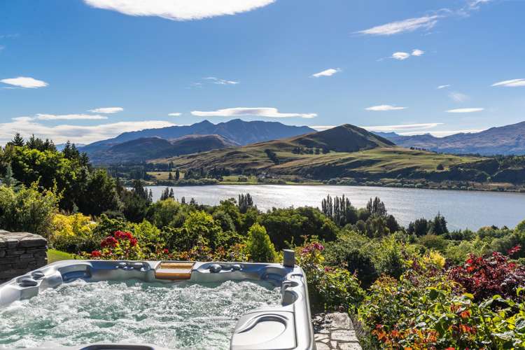 56 Hayes View Lane Dalefield/Wakatipu Basin_1