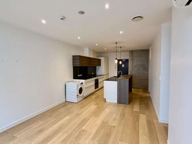 202/17 St Benedicts Street 10021_4