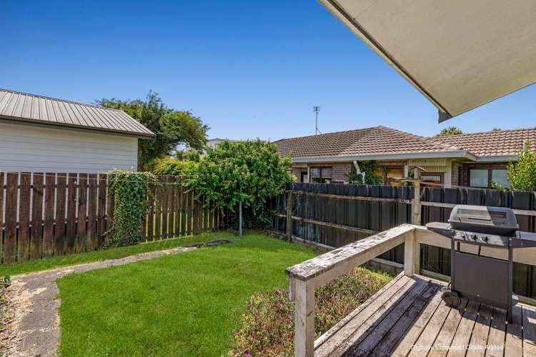 2/32 Great South Road Papakura_13