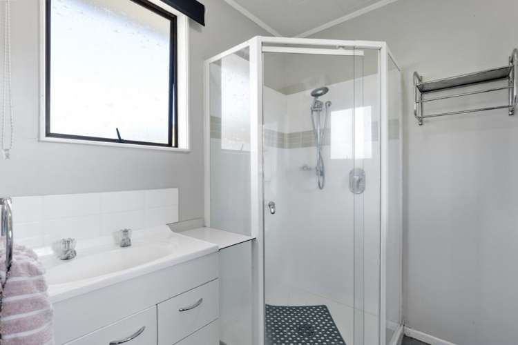 16 The Anchorage Waikawa_16