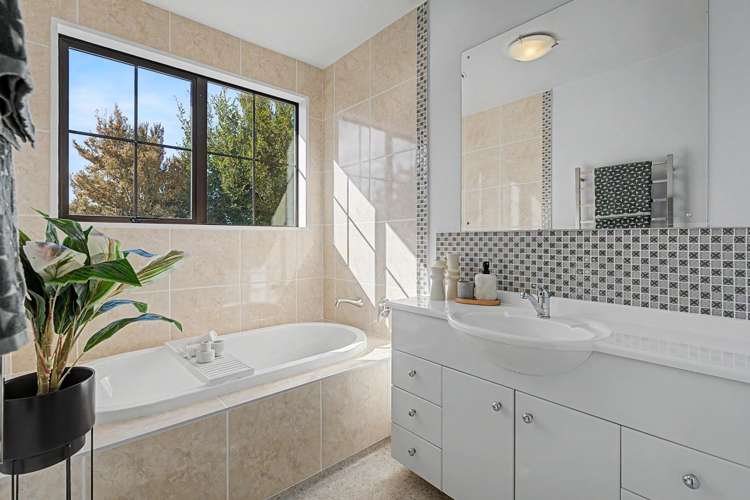 4 Rowanwood Close Halswell_24