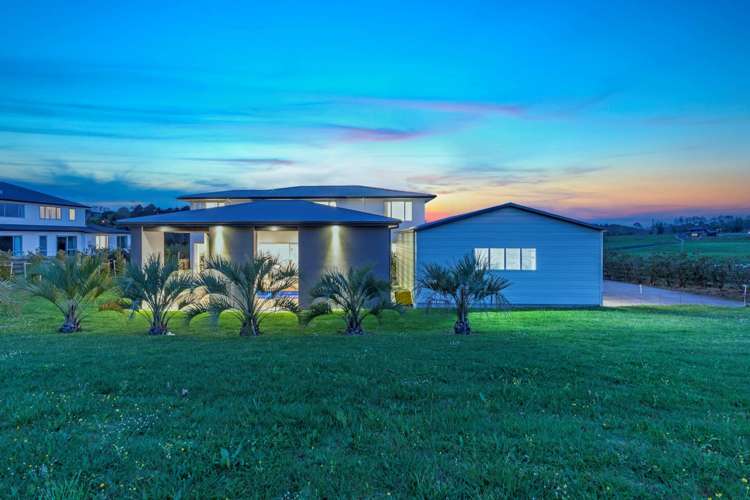 6 Throttle Close Dairy Flat_44