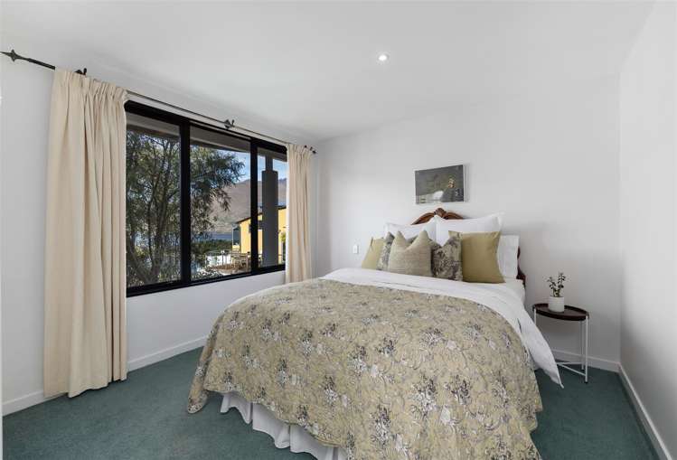 94 Hensman Road Queenstown_14