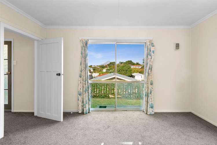 10 Parris Street Moturoa_15