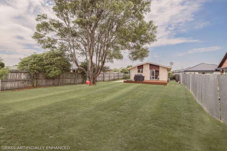 2/25 Sylvia Street Parklands_11