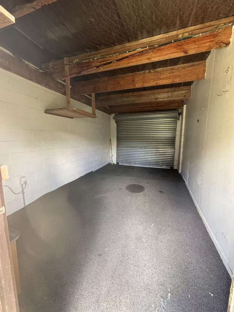 2/66 Flanshaw Road Te Atatu South_9