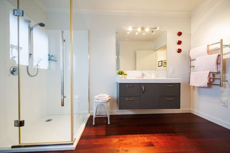 65 Reid Line West Feilding_20