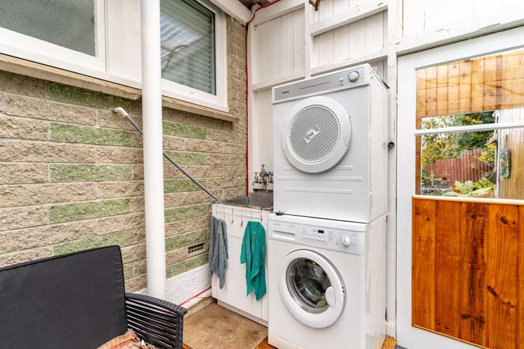 6 Harbour Terrace Careys Bay_23