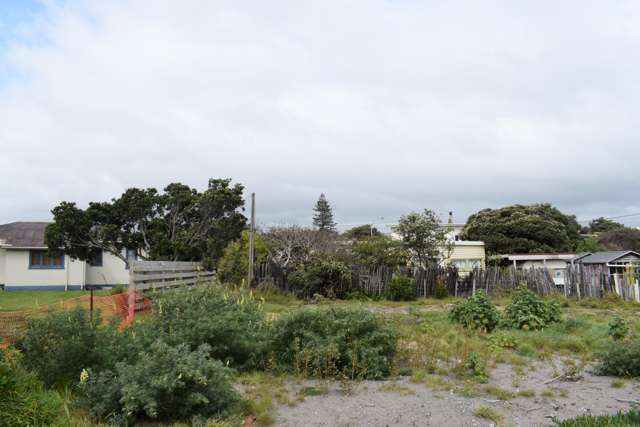 23 Tasman Road Otaki Beach_2