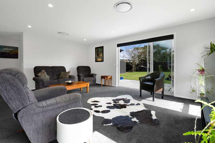 7 Robbins Crescent Hawera_10