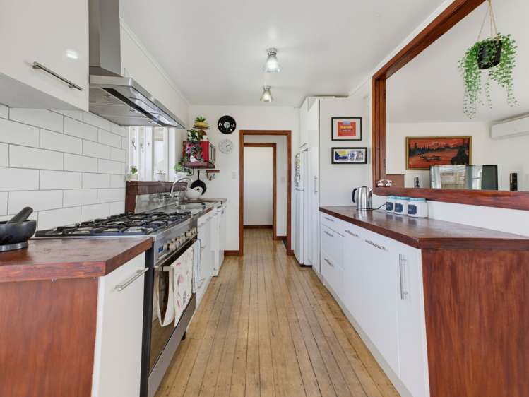 18 Adams Place Te Kamo_12