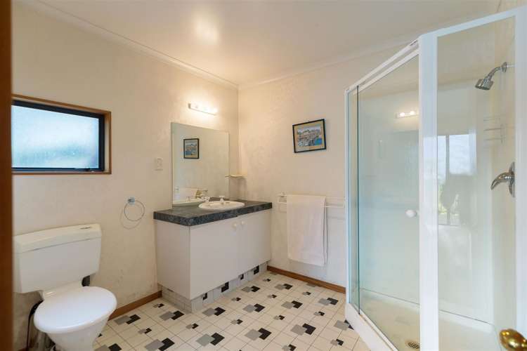 7 Sunrise Lane Queenstown_17