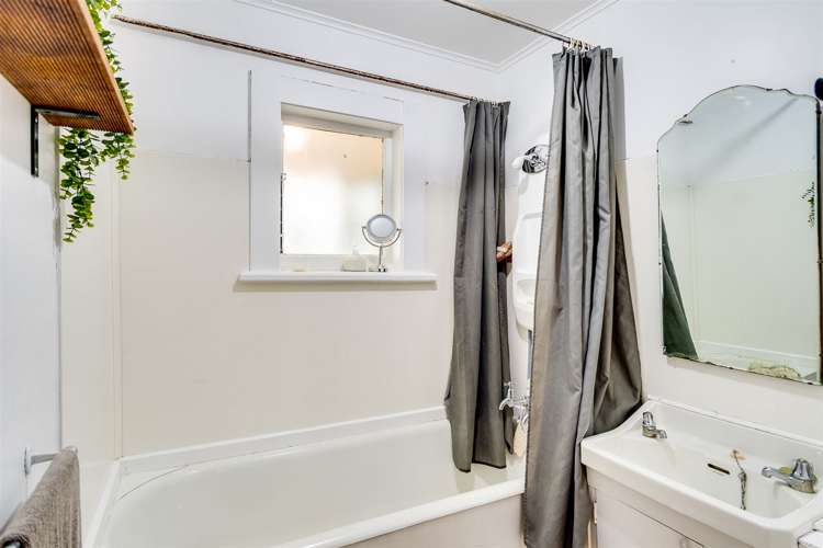 48 Latham Street Napier South_10