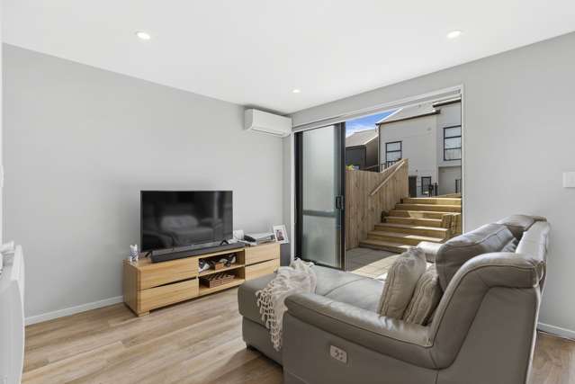 7 Tokai Place Glen Eden_3