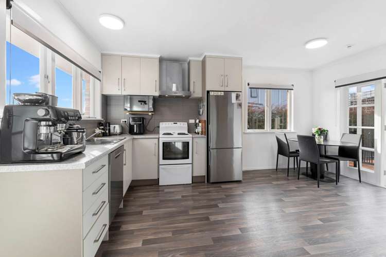 21 Edinburgh Avenue Rosehill_5