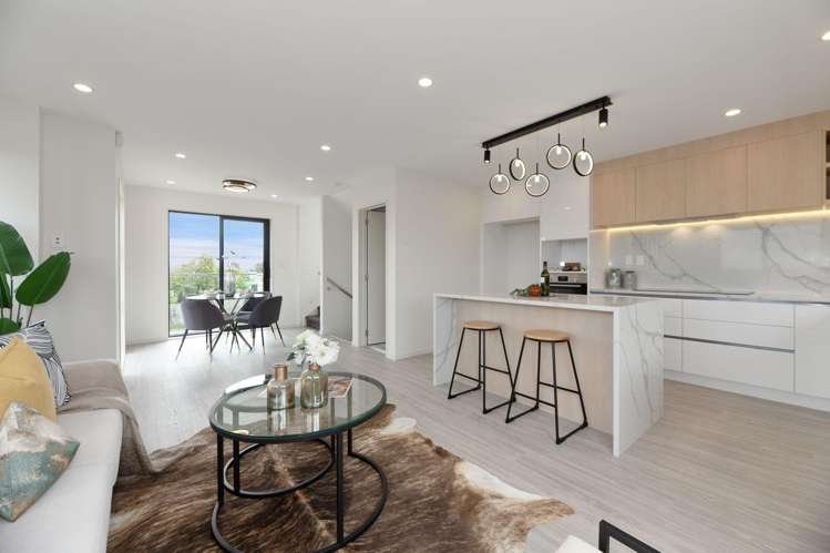 1A Scout Ave Three Kings_10