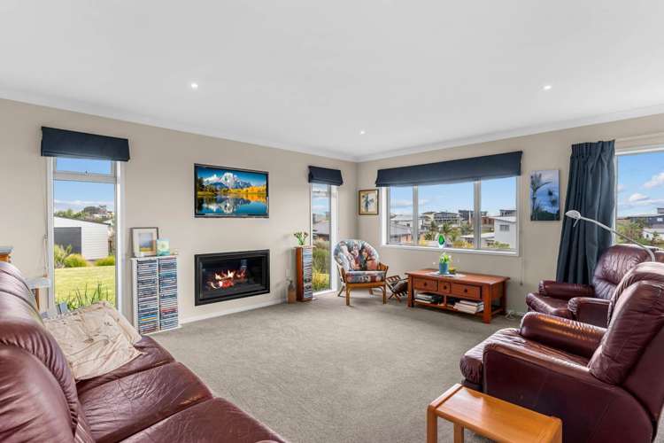 18 Kihi Place Ruakaka_10