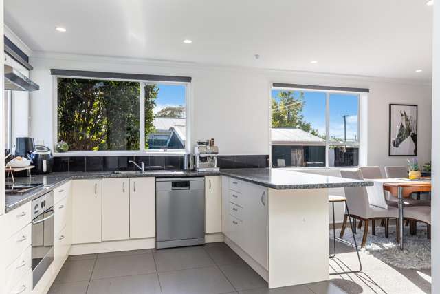 2 Lynley Crescent Blenheim Central_4