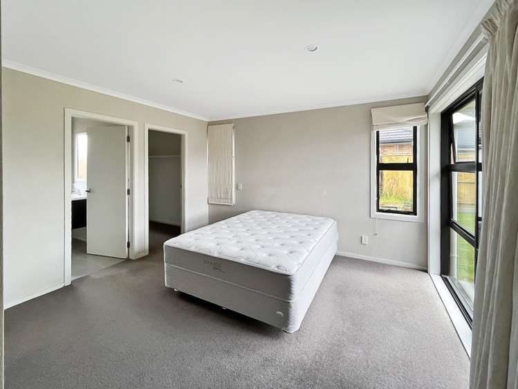 3 Medallion Court Kelvin Grove_9