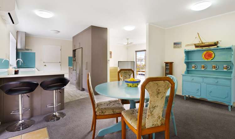 84 Unsworth Drive Unsworth Heights_8