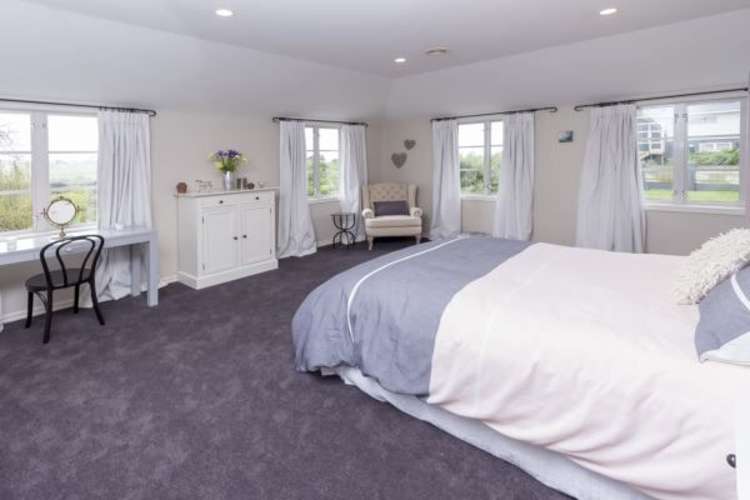 26 Oliver Twist Avenue Mellons Bay_25