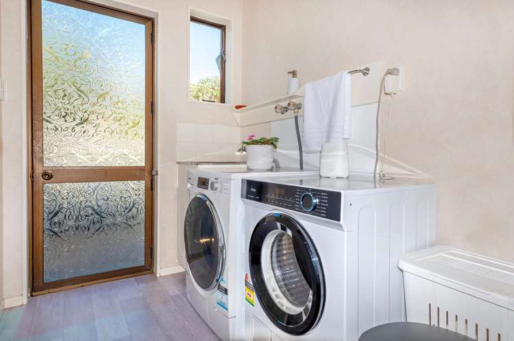 6 The Glebe Coastlands_11