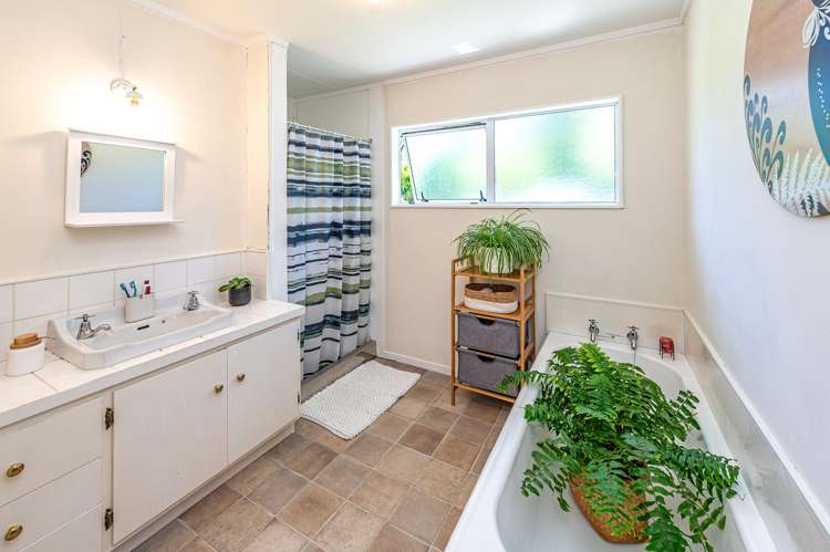 314 Longacre Road Okoia_11