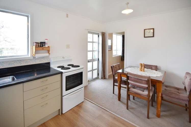 20 Mackenzie Drive Twizel_6