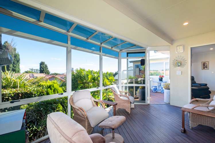 16 Busby Hill Havelock North_14